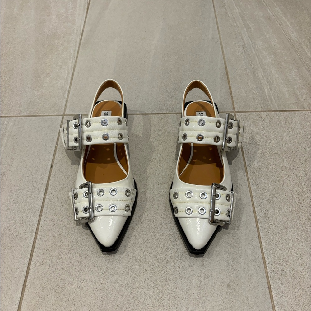 Steve Madden Buckle Flats in White